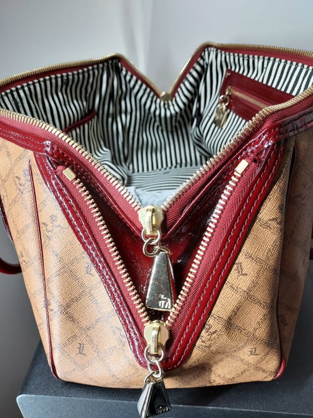L.A.M.B. Gwen Stefani Burgundy Signature Satchel - NWOT - Picture 9 of 12